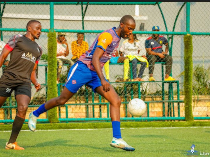 EladoFc's tweet image. Goal no.2 was scored by @BallackAbrahams sweet like kuku @KitungaLeague GW14
#Season7
#ElitePublishersLtd
#TulumbeKaaziFinal