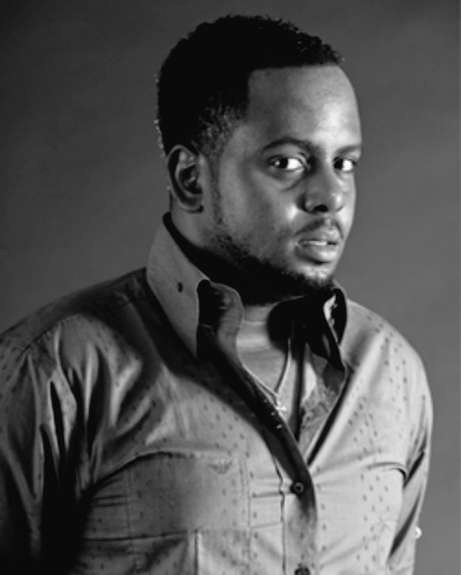 rezam06's tweet image. FAHAMU LIST YA WATU (10) DUNIANI WANAOFANANA NA MAREHEMU.

[List of (10) people  who have same faces as some people who died ]

Uzi (Thread) 🧵

1. Steven Kanumba  &amp;amp; Shifta