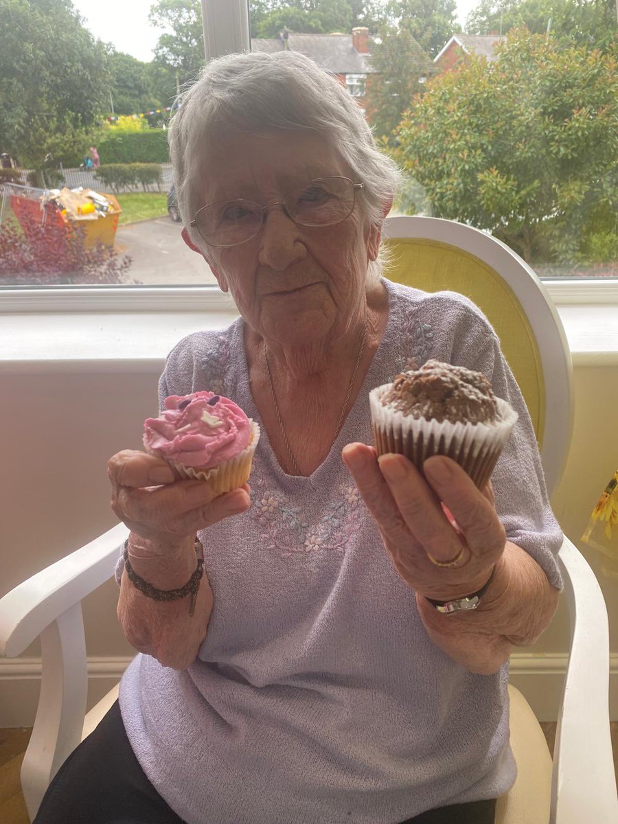 Oak Tree Lodge care home tweet media