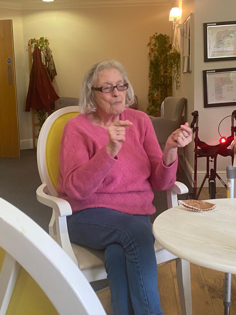 We had some beautiful buns made for cafe afternoon yesterday. Perfect for a sunny day 🧁#leedscarehome #harehills