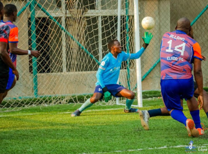 EladoFc's tweet image. Goal no.3&amp;amp;4 was scored by @allanayesiga it was massively @KitungaLeague GW14
#Season7
#ElitePublishersLtd
#TulumbeKaaziFinal