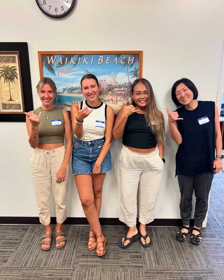 eastmanhawaii's tweet photo. IIE Hawaii の大人向けプログラムは毎週月曜日入学可能です。
ちなみにハワイの夏は30℃を超えることはほぼないので、過ごしやすいですよ～
ハワイの文化や自然に触れながら、語学留学。お気軽にお問い合わせください。https://t.co/GQAjTo9AAS　#ハワイ留学 #ハワイ #語学留学 #IIEHawaii https://t.co/AZAUgA6rE7