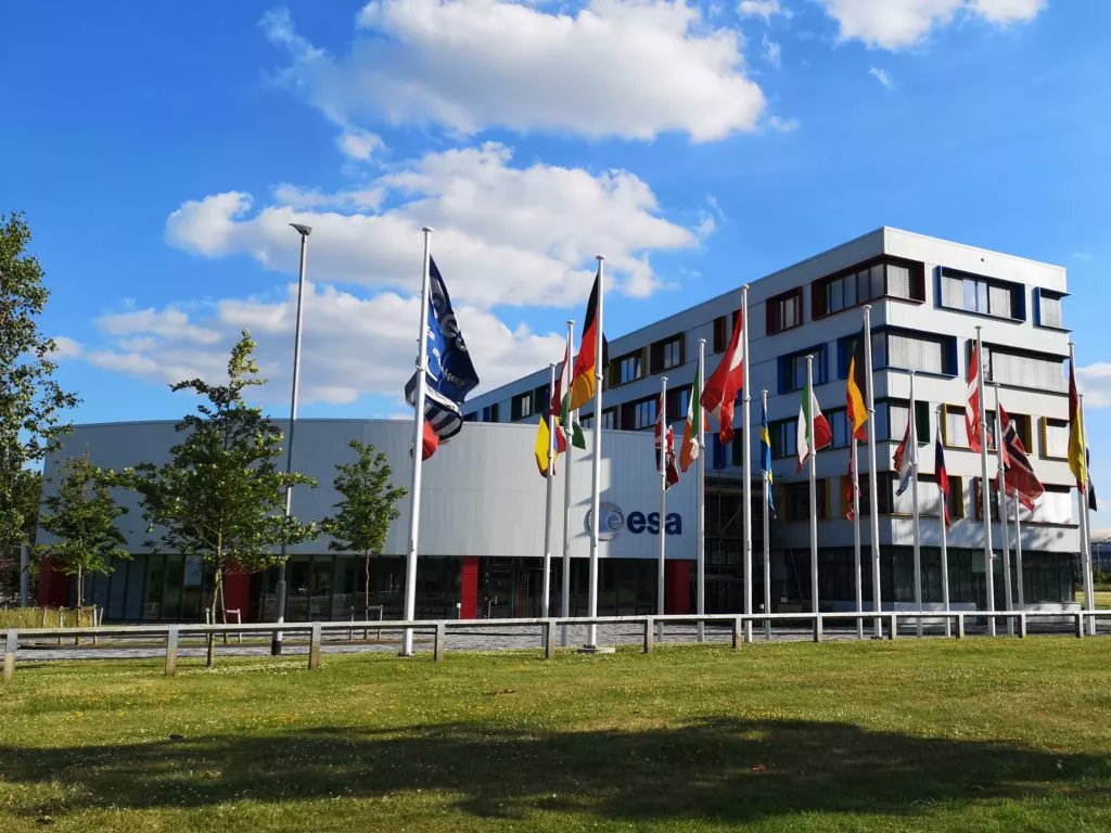 Harwell Campus (@harwellcampus) on Twitter photo Harwell solidifies its position as a leading global space hub 🚀
The European Space Agency (<a href="/esa/">European Space Agency</a>) announces 100 new jobs at their European Centre for Space Applications and Telecommunications (ECSAT) at Harwell.
harwellcampus.com/harwell-leadin…
#SpaceInnovation #ESA #SpaceJobs Harwell solidifies its position as a leading global space hub 🚀
The European Space Agency (<a href="/esa/">European Space Agency</a>) announces 100 new jobs at their European Centre for Space Applications and Telecommunications (ECSAT) at Harwell.
harwellcampus.com/harwell-leadin…
#SpaceInnovation #ESA #SpaceJobs