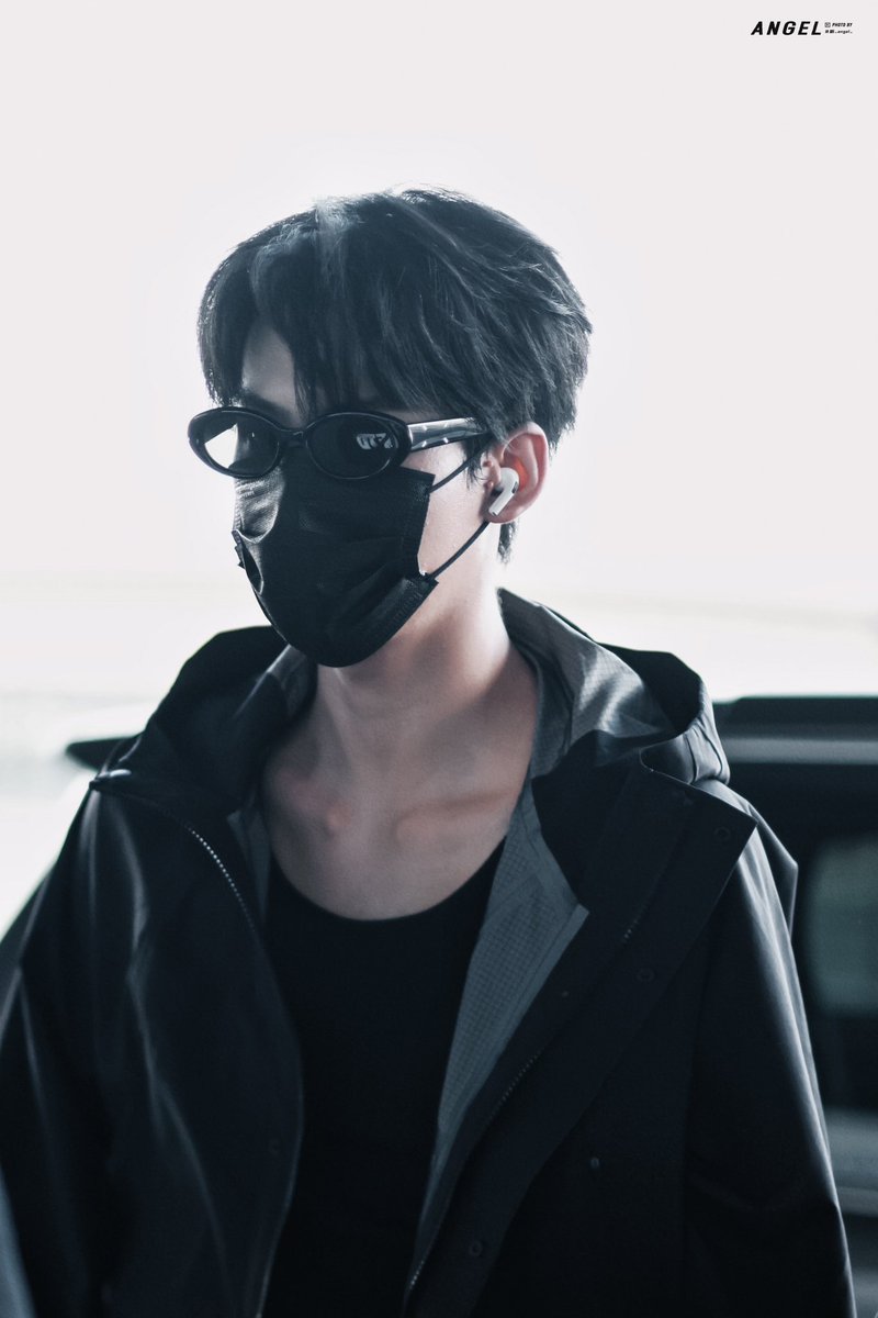 astrophile_zky's tweet photo. กลับหลินอันละค้าบบบบ~ ยังชาร์ตแบตไม่เต็มเลยอะ กลับละ 🥺

#周柯宇 #โจวเคออวี่ #ZhouKeyu #DanielZhou https://t.co/eUEiVWzPBt