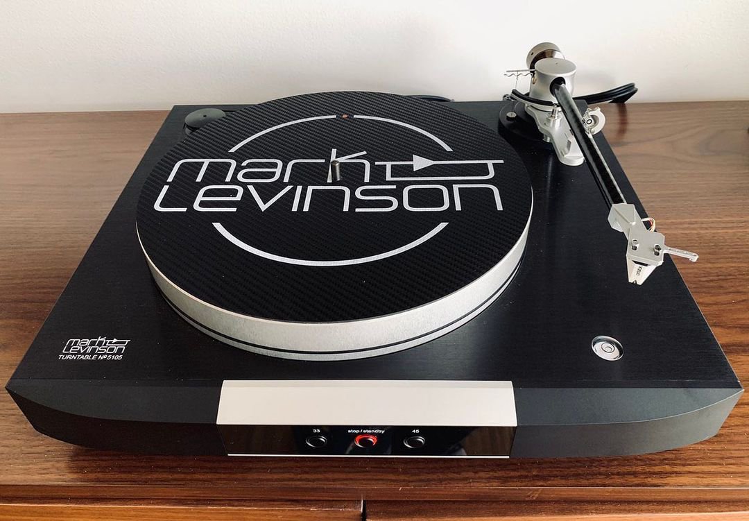 omni_controls's tweet image. &quot;Embraces the vibe, yet the sound truly captivates. 
#MarkLevinson 
#omni_control