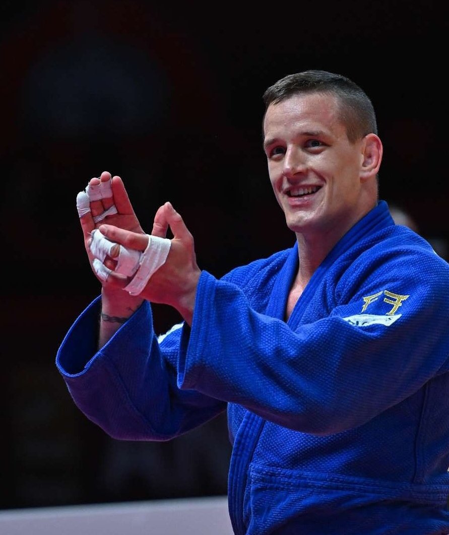#Paris2024 Erkekler Judo 90 kg'da temsilcimiz Mihael Zgank, rakibine son 32 turunda altın skorla yenilerek olimpyatlara veda etti. 

#OlympicGames #Olympics
