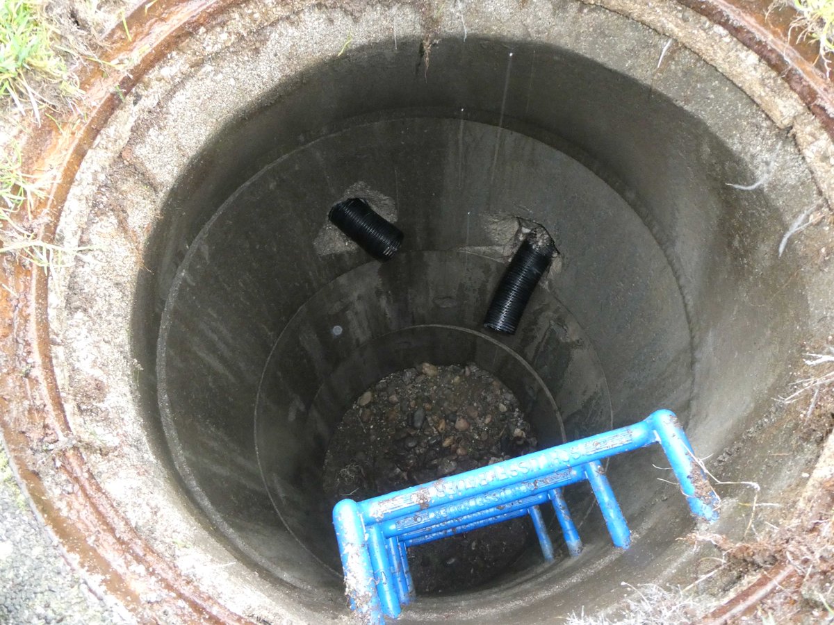 euroturfgrass's tweet photo. What drainage scheme do you have?

This photo shows pipes going into a chamber but they do not lead out anywhere, they just go down into the native stone sump drain underneath. Where does the water go?

Please get in contact with us at https://t.co/HfUlGErpAF for advice on this! https://t.co/El8J3Pwpjr