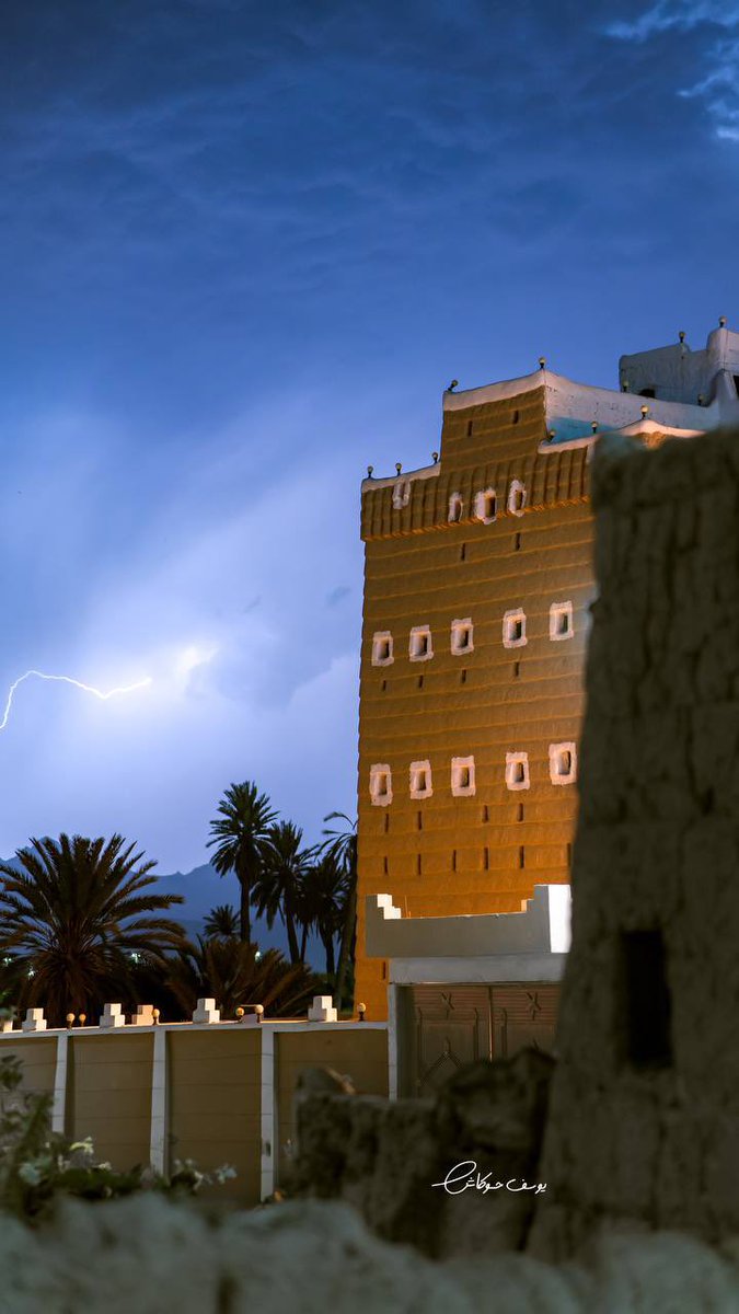 sfhsfj12's tweet photo. ليس وحيدًا من الله معه
ليس ضعيف من الله معه

لذلك لا تحزن فإن الله معك
إذا كنت مع الله بكل وقت 🤍

#مساء_الخير_والرضا_والطمأنينة 
#اللهم_صل_وسلم_على_نبينا_محمد https://t.co/ojP6A6xaXF
