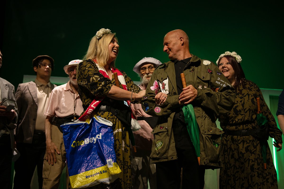 We are hiring a Head of Fundraising (Maternity Cover). Want to find out more about this vacancy? Join us on Zoom on Tuesday 6 August for a webinar with our CEO and our Head of Fundraising. You'll be able to ask questions about the role and hear how you will be able to make a