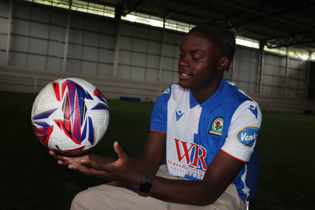 EMafoumbi's tweet photo. Grateful to have signed my first professional contract at @Rovers , thank you to the club for the trust placed in me. The best is yet to come! https://t.co/kWWBrRPm8G