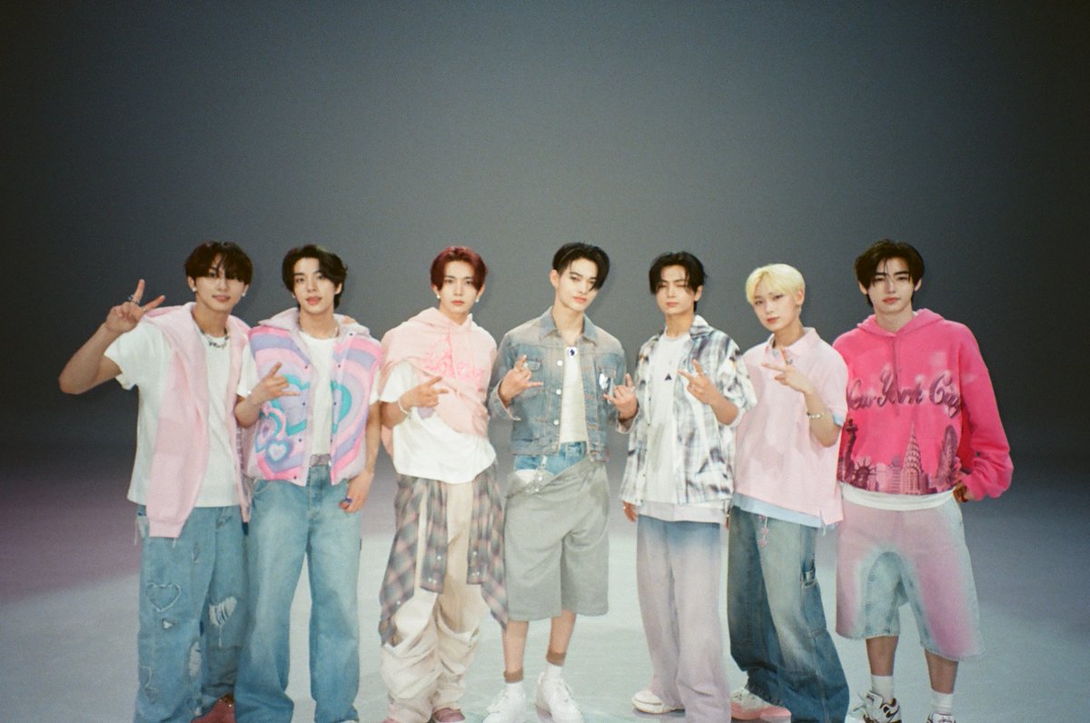 M2MPD's tweet image. 필름카메라로 기록한 7월의 추억📸 8월에도 쭈욱 엠투와 함께해요❣ #7월의엠투 #M2film #SC_ORIGINAL #ENHYPEN #엔하이픈 @ENHYPEN