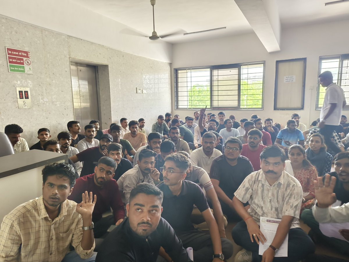 #ફોરેસ્ટ કટ ઓફ માર્કસ જાહેર...

નોરમલાઈઝેશન પ્રમાણે દરેક વ્યક્તિ નાં માર્કસ જાહેર કેમ નહીં ??

કેટેગરી જિલ્લા વાઈઝ માર્કસ જાહેર કરવામાં આવે.

#Boycott_CBRT 
#હસમુખ_પટેલ