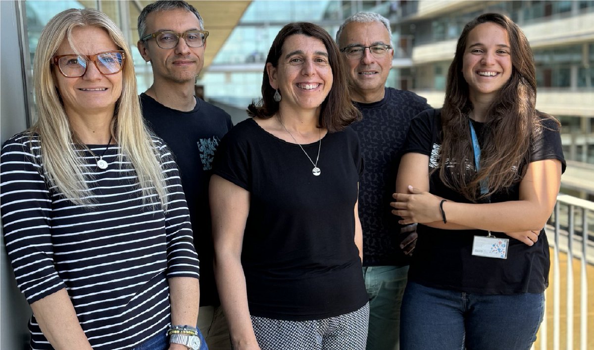 Biomedicina BCN (@the_prbb) on Twitter photo Un grupo del <a href="/CRGenomica/">Centre for Genomic Regulation (CRG)</a> ha incluido un resumen en catalán en su artículo científico.
🗣️"Esperamos que esto siente un precedente y que otros científicos (...) adopten el mismo modelo para hacer que los resultados de la investigación sean más accesibles".
ellipse.prbb.org/es/promover-la… Un grupo del <a href="/CRGenomica/">Centre for Genomic Regulation (CRG)</a> ha incluido un resumen en catalán en su artículo científico.
🗣️"Esperamos que esto siente un precedente y que otros científicos (...) adopten el mismo modelo para hacer que los resultados de la investigación sean más accesibles".
ellipse.prbb.org/es/promover-la…