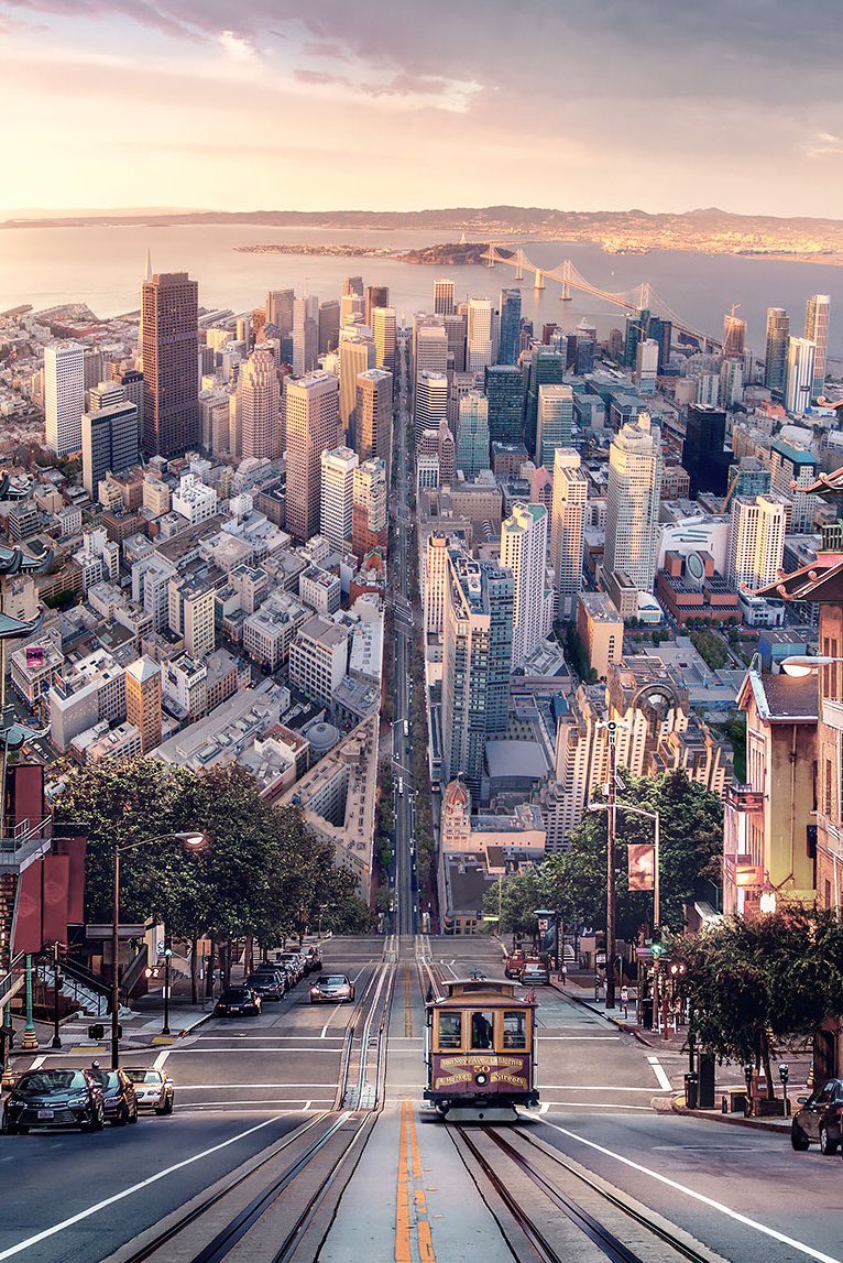 San Francisco, California
#SanFrancisco #California #travel #photography #X #destination #scenery #architecture #cityscapes