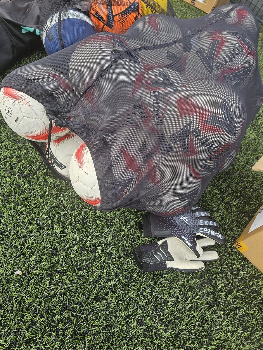 All set for day 2! ⚽🧤