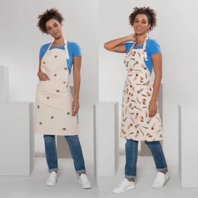 PureCoverz's tweet image. Voor keuken en BBQ prin(ses)sen
bit.ly/3UJMMJ6
Met zo'n leuk keukenschort van biokatoen krijg je meteen zin in kokkerellen. En nu allemaal in de aanbieding. Check de uitverkoop voor alle keukenschorten en sloven. 
#uitverkoop #sale #biologisch #biokatoen #keuken