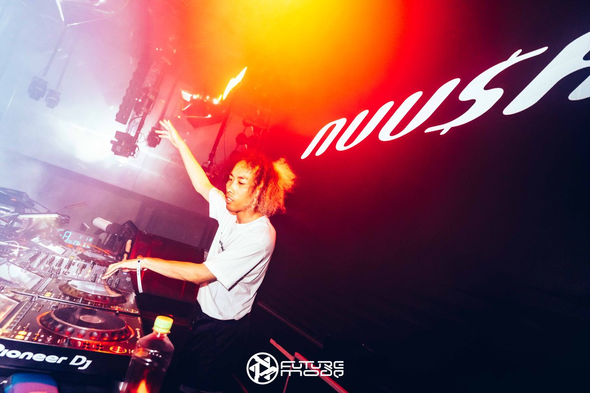 FUTUREmode_'s tweet photo. 2024.6.22(Sat) FUTUREmode “LOG-IN” -4- 🪩📷

NUU$HI @IamNuushi 

photo by @stylegraph

#FUTUREmode_LOGIN https://t.co/ph5eaLPzHh