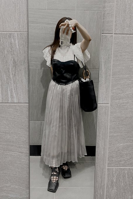 小学館打ち合わせしました❗️🥹ネーム展示６月見逃したアアア😭 https://t.co/1mUH5oWUtA<a href="/tag/%E7%8C%AB%E3%82%B1%E3%83%A0%E3%83%AA"class="tags"><span>#猫ケムリ</span></a><a href="/tag/%E8%A6%8B%E3%81%88%E3%82%8B%E3%82%B1%E3%83%A0%E3%83%AA"class="tags"><span>#見えるケムリ</span></a>