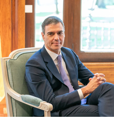 Encuestando's tweet image. 📊 ¿De parte de quién estás?

🔄 PEDRO SÁNCHEZ
❤️ JUEZ PEINADO