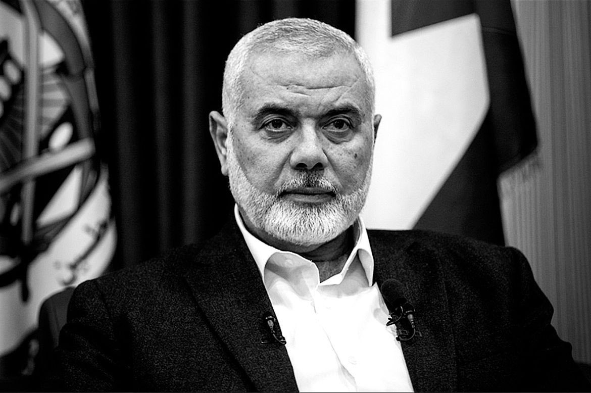 Filistin halkının onurlu mücadelesinin temsilcisi, Hamas lideri İsmail Haniye’nin vefat haberini üzüntüyle öğrendim. Merhuma Allah'tan rahmet, başta Gazze’de direnen kardeşlerimiz olmak üzere tüm Filistin halkına başsağlığı diliyorum.