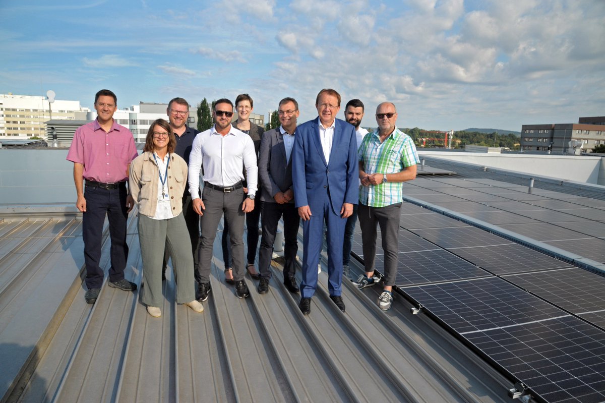 ustp_hochschule's tweet photo. Wir setzten jetzt auf Sonnenstrom und decken mit einer Photovoltaik-Anlage künftig 30 Prozent unseres Strombedarfs. ☀️❤️

https://t.co/GWuV6i5TVa

#fhstp #Nachhaltigkeit https://t.co/mdurk1kNdh