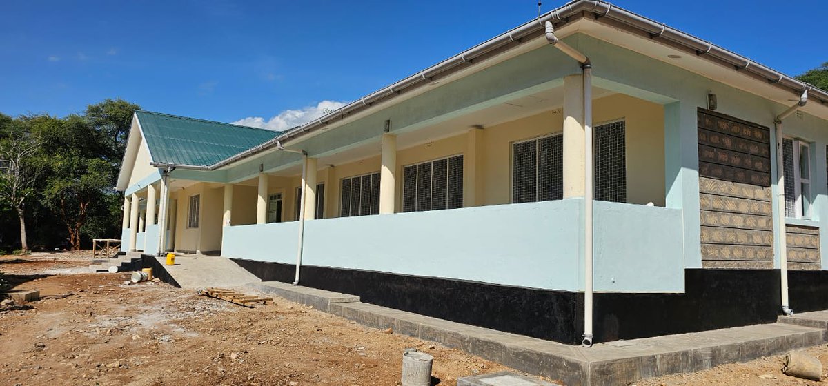 LiavuleMalongo's tweet photo. Beautiful start to the week as we launched a 32-bed general ward in Sigor, a kitchen in Kacheliba,  West Pokot 🇰🇪 &amp; a laboratory &amp; kitchen in Amudat 🇺🇬. These new facilities will fully support @DNDi committment to bring #leismaniasis 💊 closer to the communities that need it most https://t.co/cQUqiMmB0G