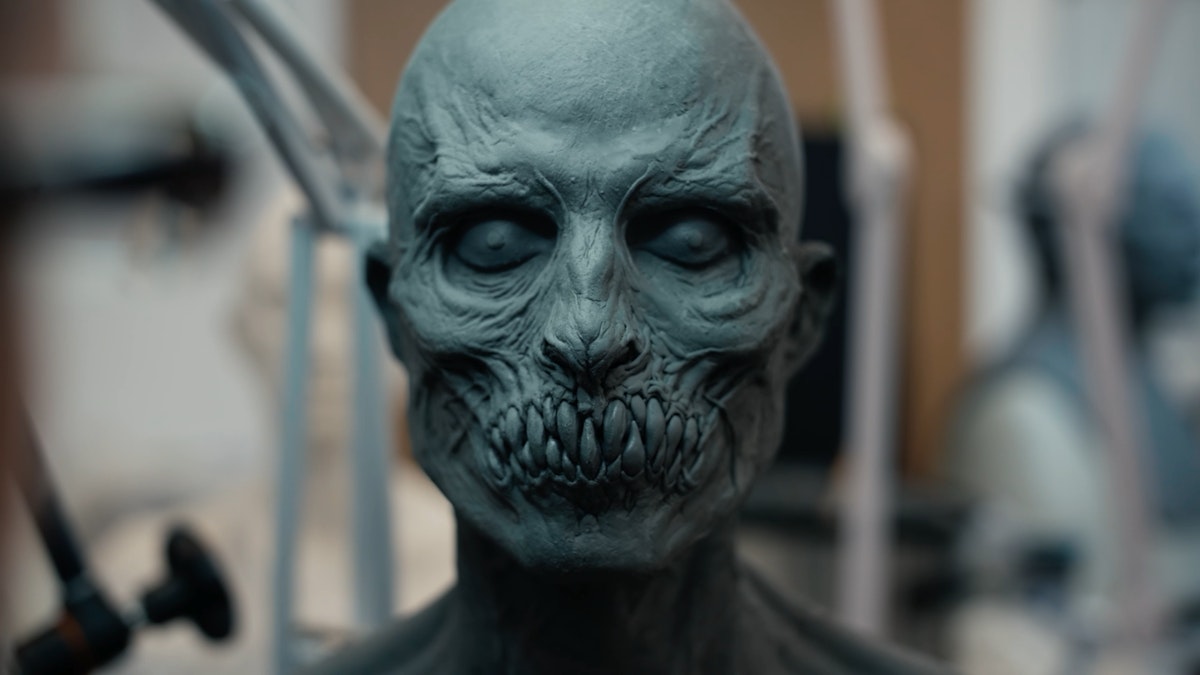 JRR Tolkien's fearsome Barrow-wights are finally coming to the screen in  The Lord Of The Rings: #TheRingsOfPower Season 2. Take a closer look in  this exclusive featurette: https://t.co/L5QAfSnXC0, image size:1200x675