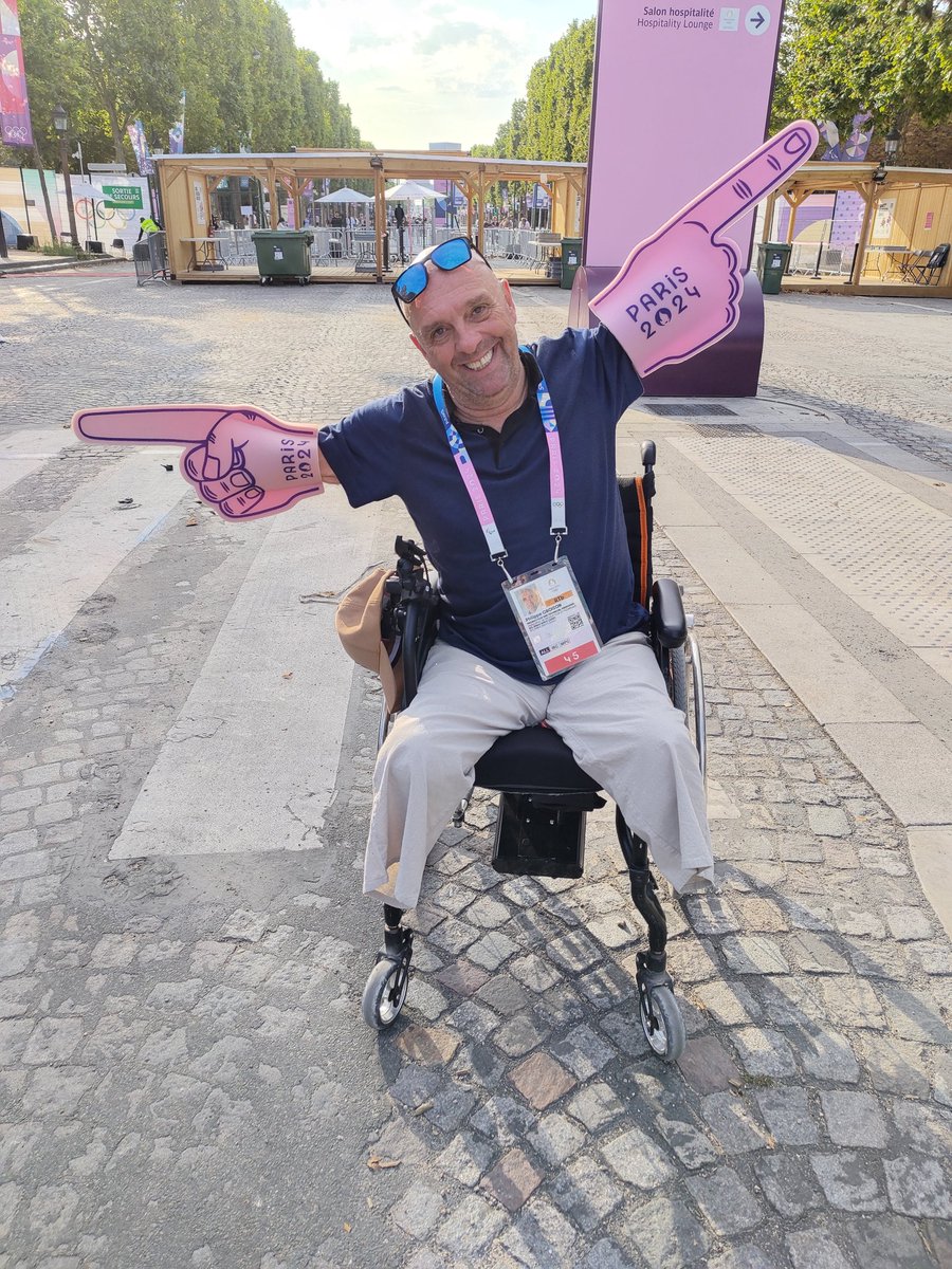 Philippe Croizon (@philippecroizon) on Twitter photo Les amis ! Vous l’avez compris, je suis à fond pendant ces jeux. 🔥
Aujourd’hui, je vous propose de me lancer un DĖFI raisonnable (ou pas 🤪) : je vous dirai qui j’ai choisi !
A vos marques, prêts ? Partez ! 🤯 #croizongrandlesjeux <a href="/Paris2024/">Paris 2024</a> <a href="/RTLFrance/">RTL France</a> #Paris2024 Les amis ! Vous l’avez compris, je suis à fond pendant ces jeux. 🔥
Aujourd’hui, je vous propose de me lancer un DĖFI raisonnable (ou pas 🤪) : je vous dirai qui j’ai choisi !
A vos marques, prêts ? Partez ! 🤯 #croizongrandlesjeux <a href="/Paris2024/">Paris 2024</a> <a href="/RTLFrance/">RTL France</a> #Paris2024