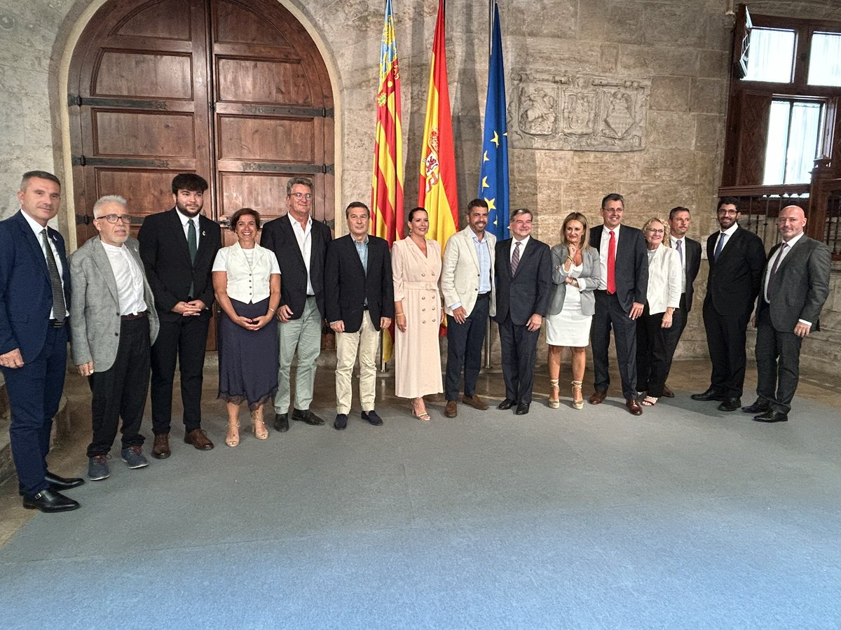 Ajuntament Montcada/Moncada tweet media