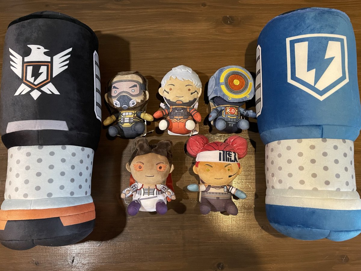 こんばんは♪
GGオープンです♪

APEXランクマ、ダイア上がりました💎
味方がやりやすい人ばかりで楽しかった♪
随所でマッドマギーのドリルとウルトが役に立った🏈

さて、7月も今日で終わりですね！
では本日も飲んで遊んで楽しんでいきましょう🍹🎮