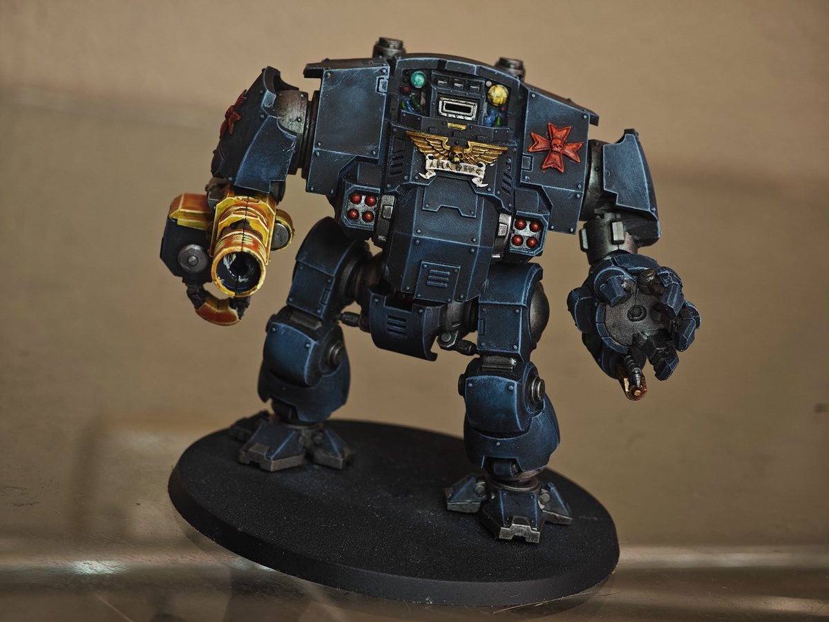 Flirpado's tweet photo. @warhammer Black Templar Redemptor Dreadnought! https://t.co/QdQtBKRAVo