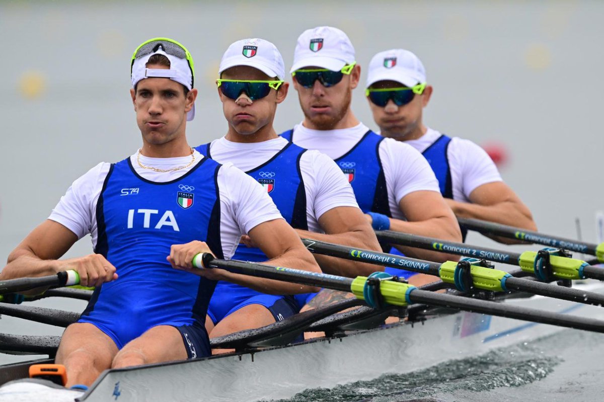 Canottieri d'argento! 🥈 

Il quattro di coppia composto da Luca Rambaldi, Andrea Panizza, Luca Chiumento e Giacomo Gentili conquista la medaglia d'argento a Parigi 2024!

📸 Mimmo Perna FIC

#Canottaggio #Rowing #Paris2024 <a href="/Paris2024/">Paris 2024</a>
<a href="/canottaggio1888/">FederCanottaggio</a>