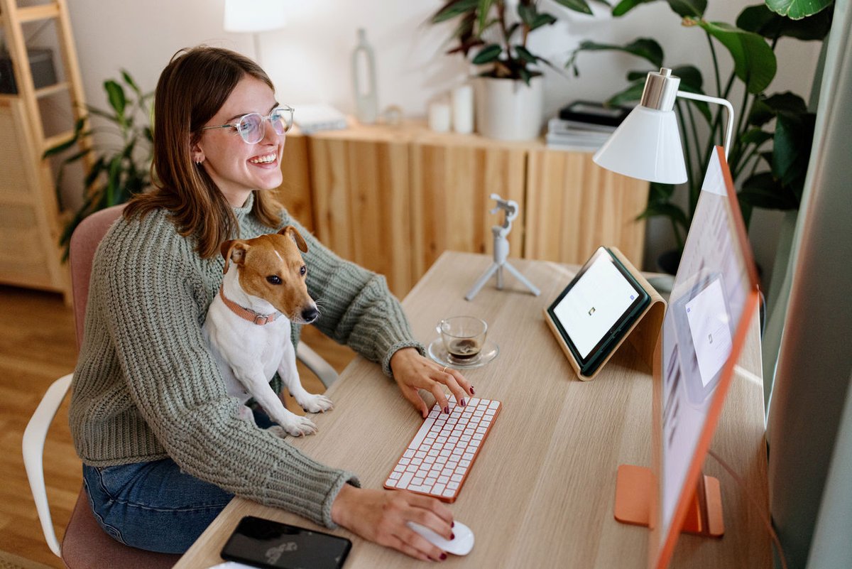 SHRM's tweet image. In 2023, 38% of the U.S. workforce embraced freelancing, with Gen Z leading the way! Check out how their career choices differ from previous generations in the latest article. shrm.co/xc61mn #WorkforceTrends #FreelanceLife