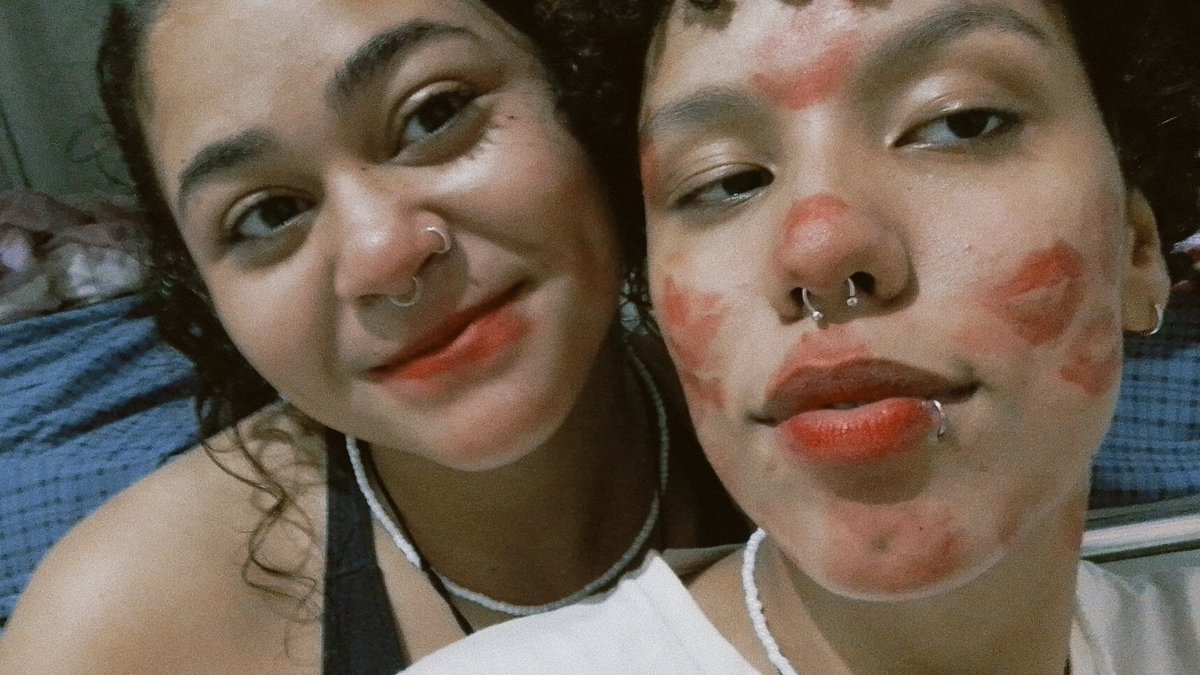 olivyssa's tweet photo. eu quando acho o amor da minha vida https://t.co/rL2py9gVNj