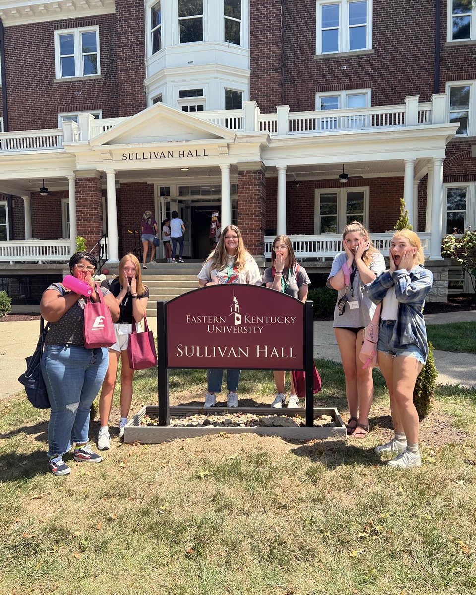 EKU_CHS's tweet image. 💥 Last day of CHS LEAD photo dump! 💥