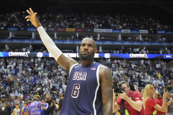 Gutek_z_poligon's tweet photo. Media in the #USA R weird & so #ClickBite'ish.
1st, the world cought up with #TeamUSA. Then, they R still the best & only gold matters. Then they didn't win with enough margin of points. Then it was a hella of a run.
#LeBronJames played 6 GM's in 2 weeks with minutes avg of 24. https://t.co/o8lwWINFrc
