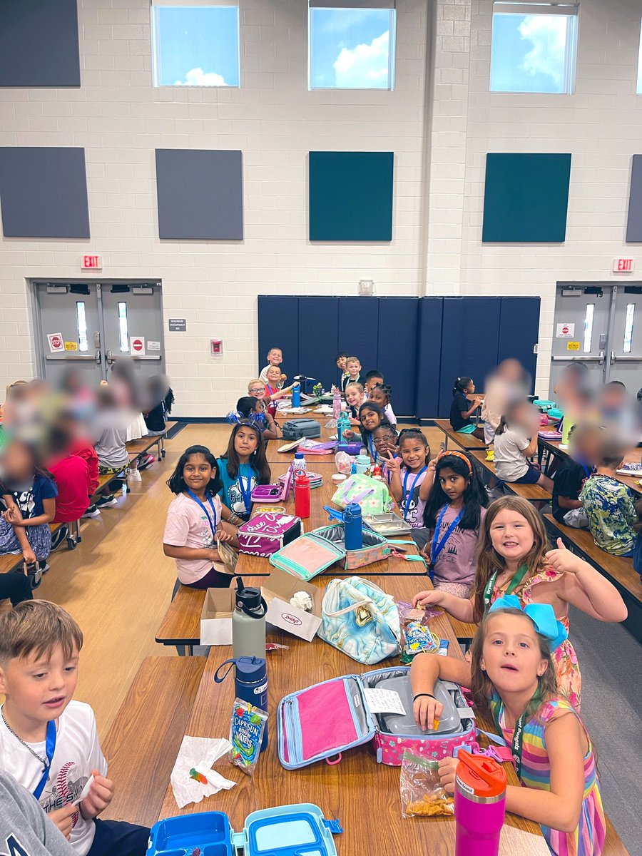 First day lunch vibes 🍴#BengalPride