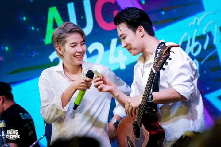 M_JUK_155's tweet photo. ทุกก้าวนั้น ขอให้มีแต่รอยยิ้ม
ทุกก้าวนั้น ขอให้มีแต่ความสุข
ทุกก้าวนั้น ล้วนสนุกไปกับทุกสิ่งอย่างที่ทำ
และประสบความสำเร็จ ในทุกๆก้าวนะครับ..

ส่งความรัก ความห่วงใย
และส่งกำลังใจไปให้น้าาาาาา..
รักกกกกกก❤️💚💛❤️

MORNING NOOKPAI 
#นุ๊กปาย #นุ๊กธนดล #ป๊ายปายโอริโอ้ https://t.co/MrYo5HrPKF