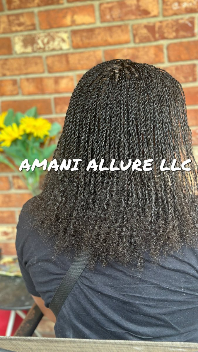 AmaniAllure's tweet image. The process is sooooo beautiful! 😍 📍… SN: Are you next? 👀😅 #columbusgahair #microlocs #microlocsjourney #amaniallurellc
