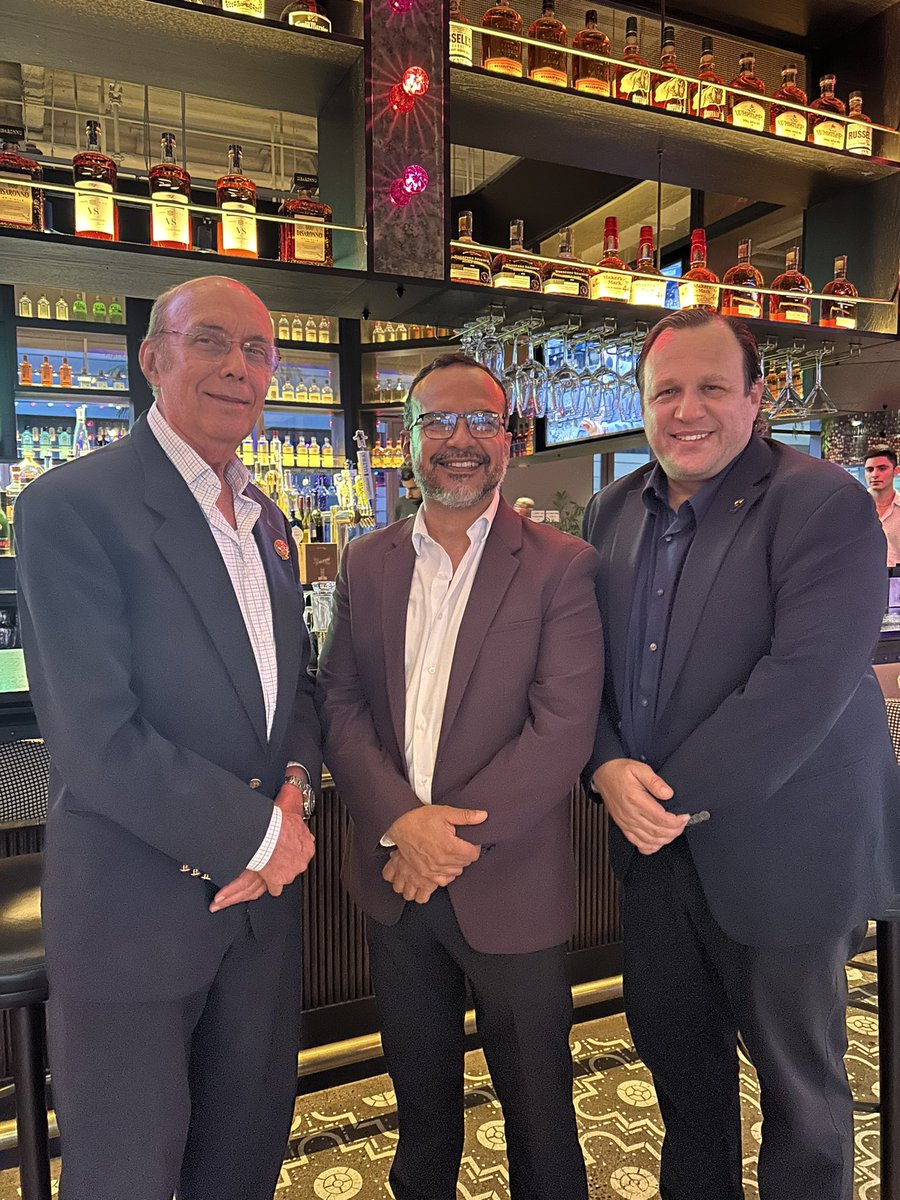 AcfGroup's tweet image. El primer día de los que tenemos preparados para nuestros brokers y comunidad financiera. Estamos comprometidos en facilitar y mejorar  las finanzas de  tus negocios internacionales 🌎🌍🌏

#globalbrokerconvention2024