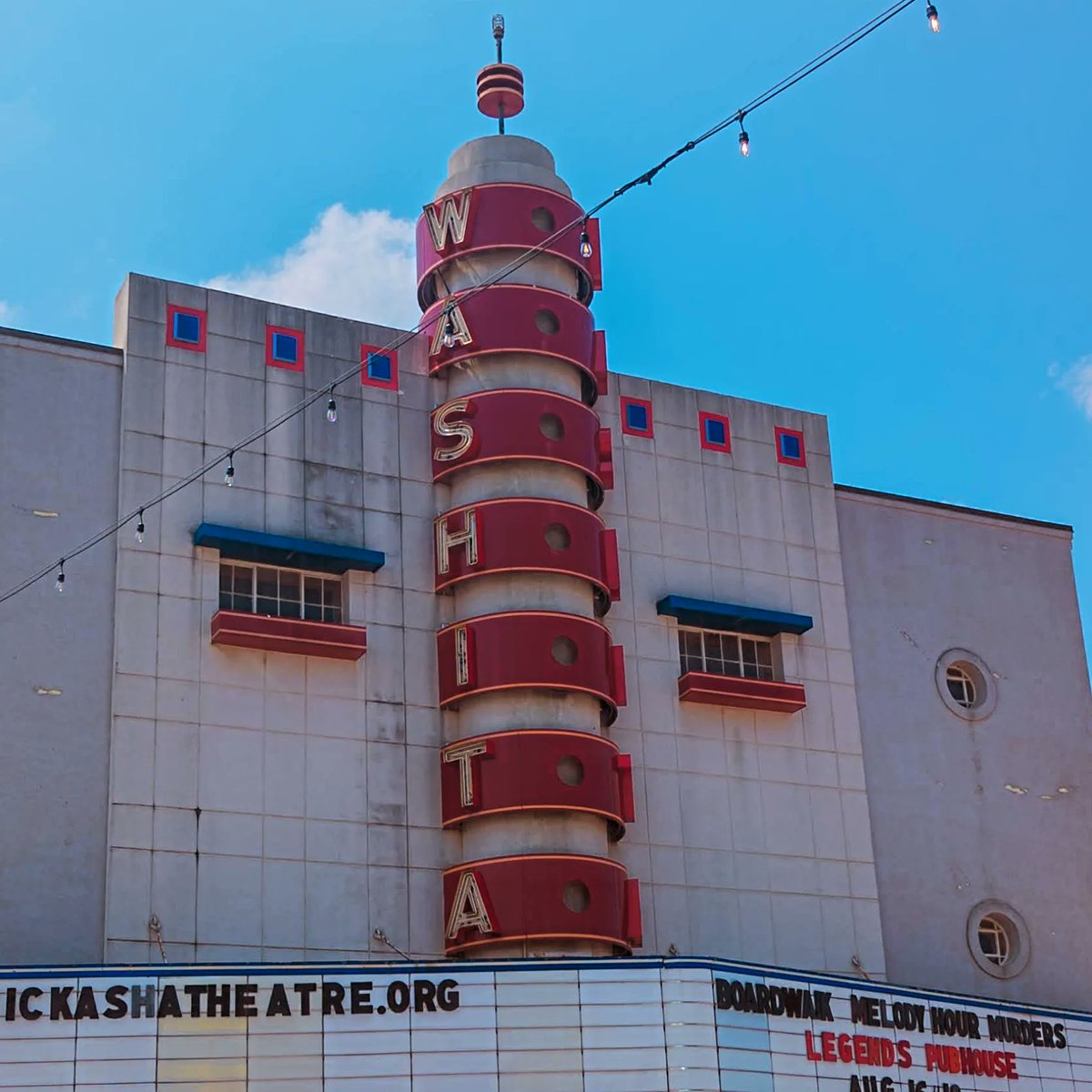 OvernightHaulin's tweet image. Some Old School #neonsigns for your feed! #okc #decaturtx #chickasha