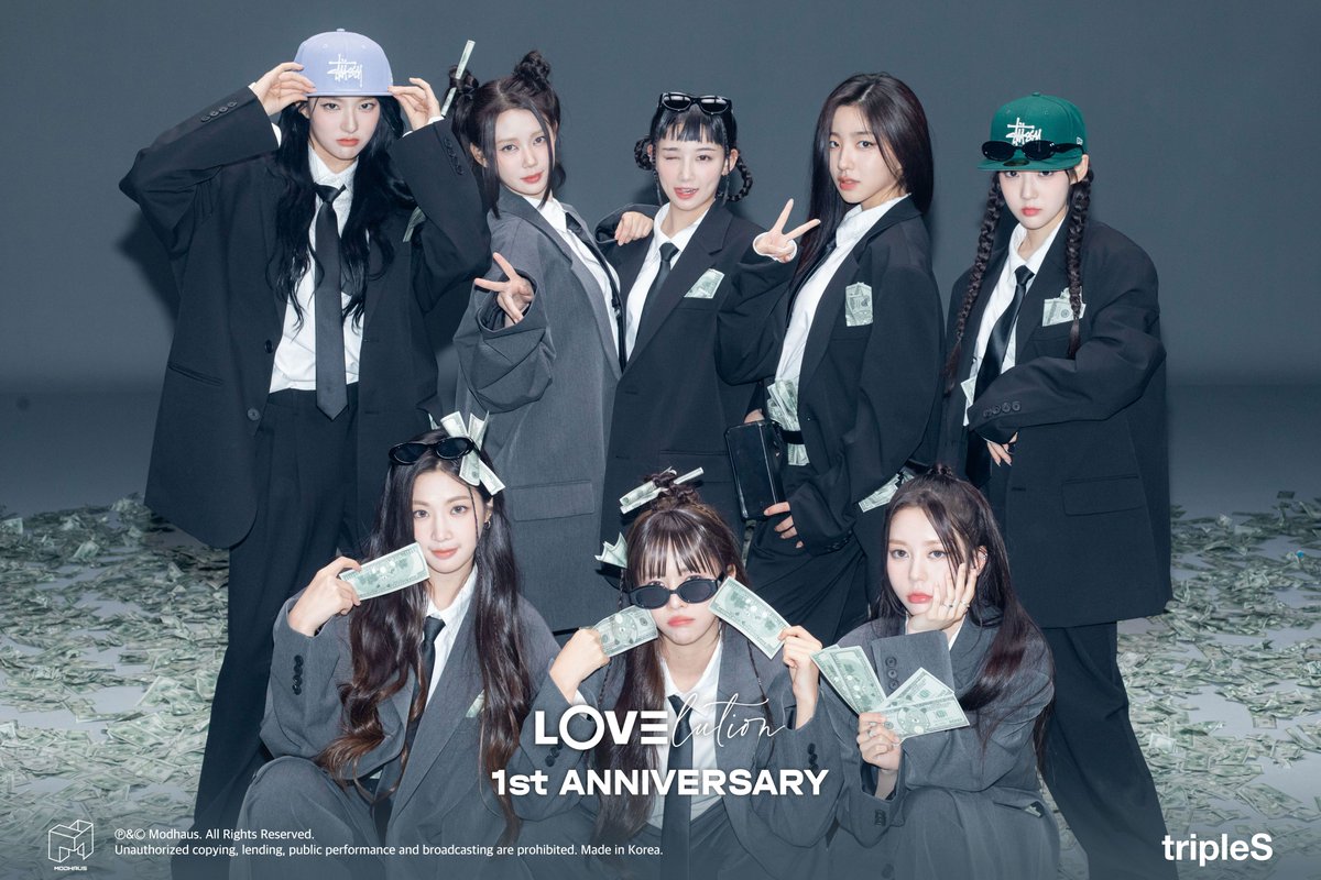 triplescosmos's tweet photo. tripleS LOVElution 1주년! 🎉
이제는 알아, 행복은 말야 WAV가 함께 할 수 있다는 걸~!
WAV 함께 해줘서 고마워 💵

tripleS LOVElution 1주년 기념 Double Class Objekt 2024.08.16 11:00 ~ 2024.08.17 11:00 KST
https://t.co/IRspKuApqt

#tripleS #트리플에스 #トリプルS #トリプルエス #トエス
#LOVElution #러블루션