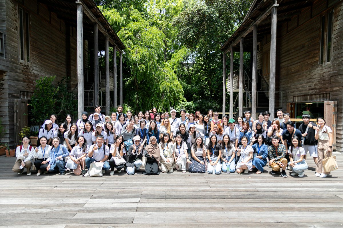 tharstudy's tweet image. a summer study trip in thailand