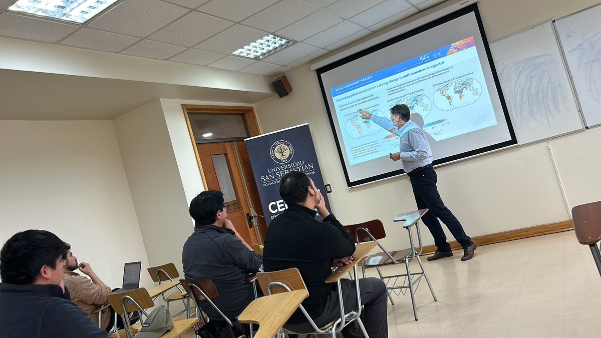 CEDES_USS's tweet photo. Seminario sobre cambio climático y recursos hídricos con Jean Ometto 🇧🇷 https://t.co/cg8VAZUVGl