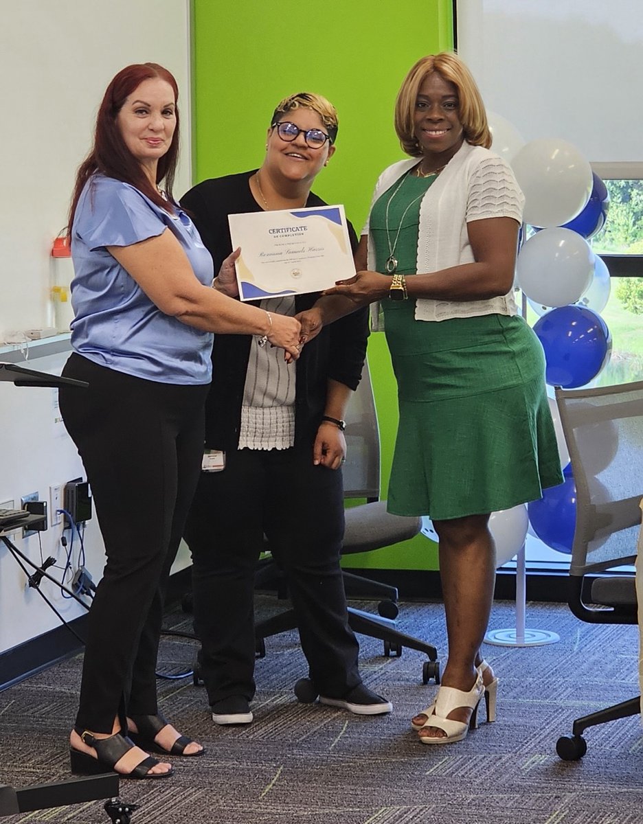 Today our Osceola Career Center proudly celebrated the graduation ceremony of our IMPACCT program! 🎓🎊

IMPACCT supports individuals in overcoming cultural barriers, finding career opportunities, and enhancing their digital and employability skills.👏

Congratulations graduates!