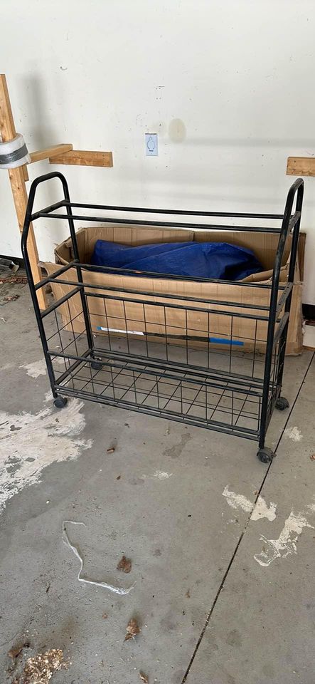 MarkJBerg's tweet photo. I found this for sale on Facebook.
I want to know how much$$ for the body in the box.  😎 https://t.co/1IhZp7Xnw2