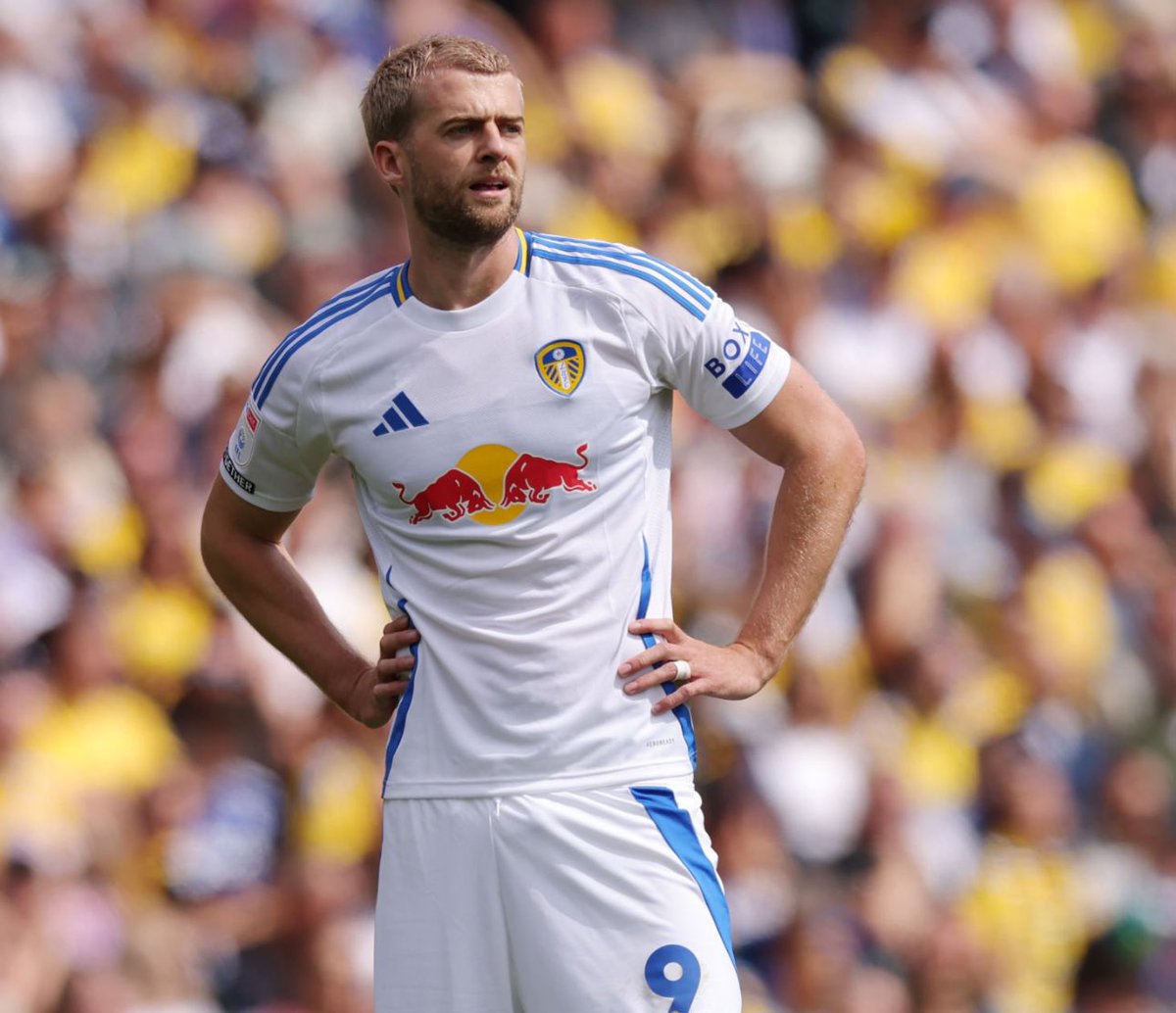 LufcZovic's tweet photo. £35,000 per week, by the way. 

The biggest robbery in modern day football. 

#LUFC https://t.co/Z0tAl0EVHo