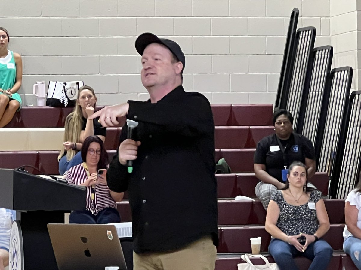 Leslie Johnson (@johnsonccsnc) on Twitter photo When the reality is even better than you expected!! Thank you <a href="/thebradmontague/">Brad Montague</a> for coming to Lenoir and sharing your contagious encouragement with our teachers. You are truly a gift! #ccstrek2024 When the reality is even better than you expected!! Thank you <a href="/thebradmontague/">Brad Montague</a> for coming to Lenoir and sharing your contagious encouragement with our teachers. You are truly a gift! #ccstrek2024