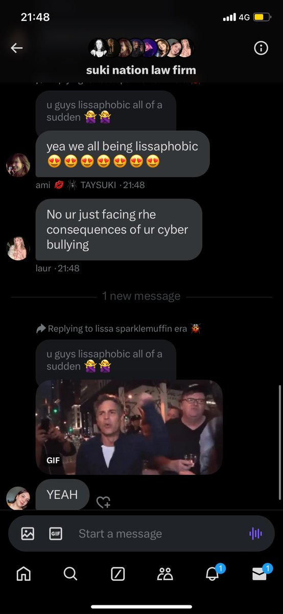 fIickerush's tweet image. what the fuck. #fakefans