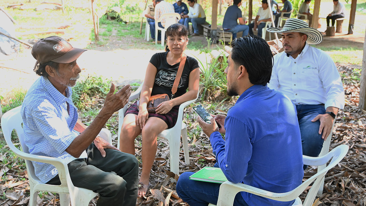 solidaridadMCA's tweet photo. 🌱 ¡Las #herramientasdigitales están transformando la asistencia en campo!

#ExtensionSolution de #Solidaridad permite capturar datos precisos, monitorear en tiempo real y ofrecer recomendaciones personalizadas. 

¡Eficiencia y facilidad ! 💻✨https://t.co/IqY5kDGwwV https://t.co/WI3lSzOyqH